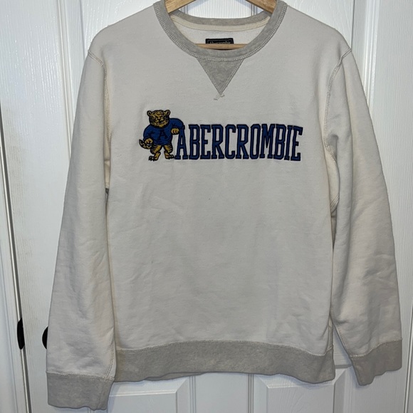 Abercrombie and Finch sweater - Picture 3 of 7